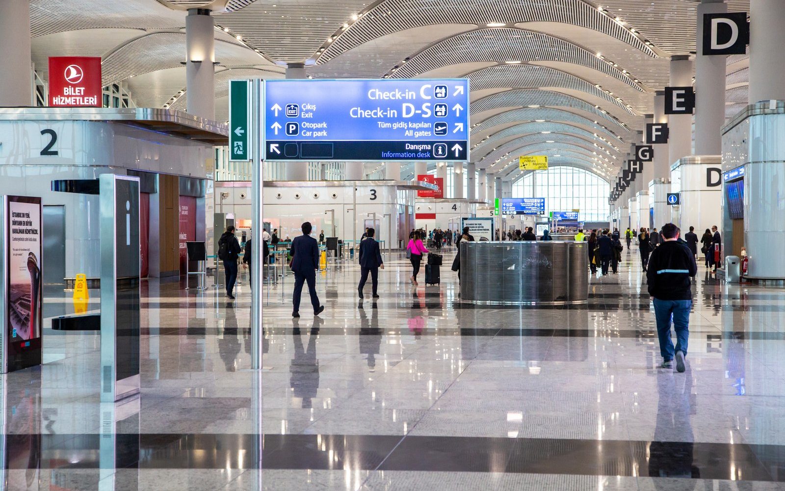 improving airport passenger experience with contactless temperature monitoring at istanbul grand airport border security report